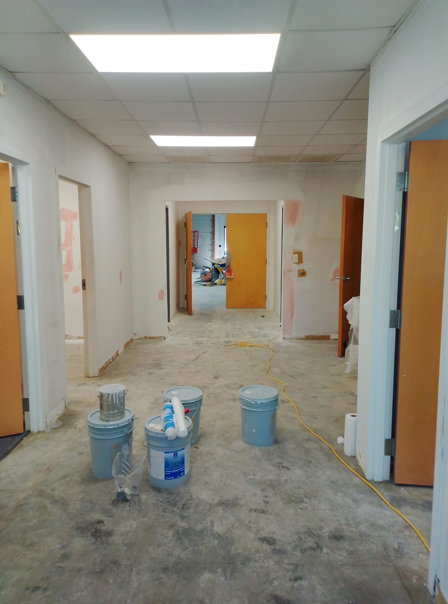 Commercial hallway surface preparation